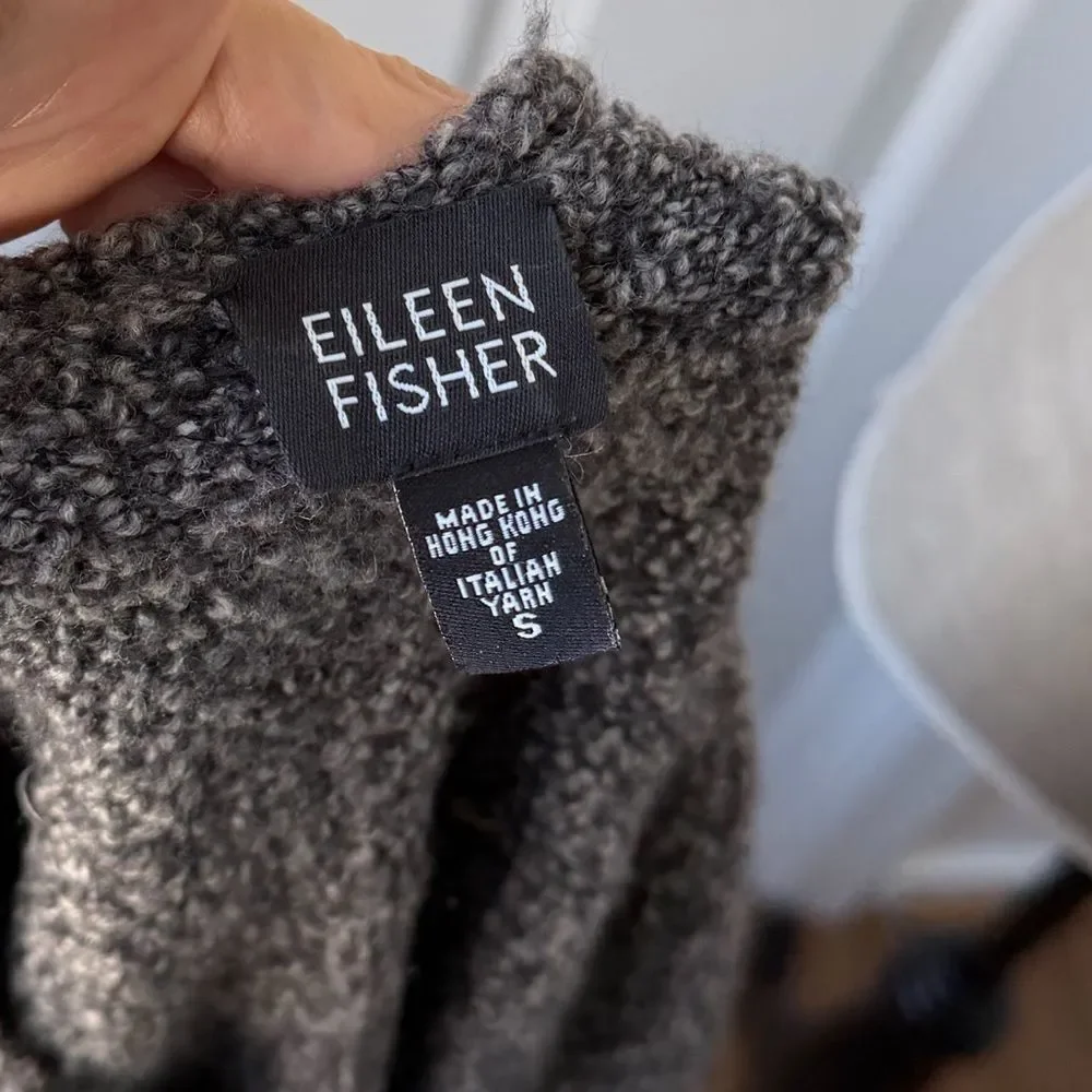 Eileen Fisher Merino Wool Cashmere Grey V Neck Sweater Italian Yarn Small